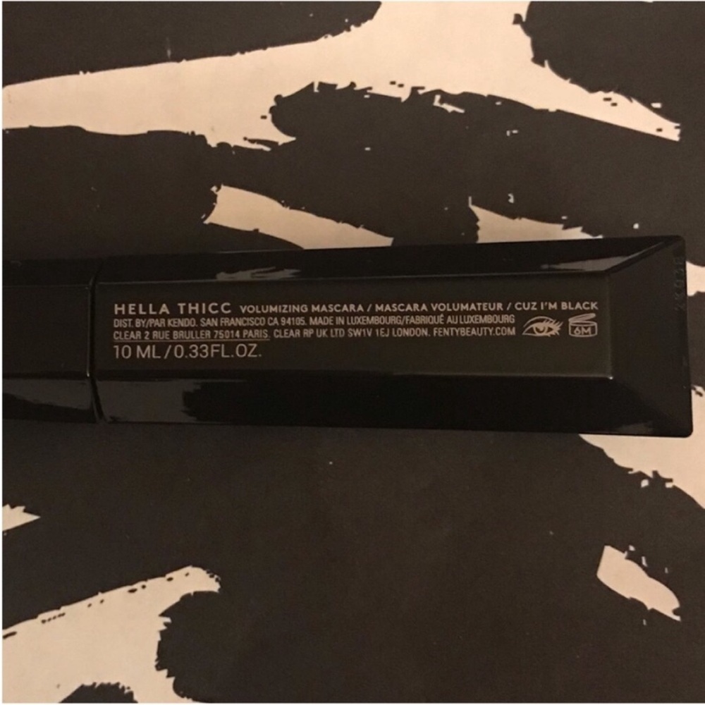 Fenty Beauty by Rihanna Lashes & Lips Duo - Hella Thicc Mascara & Lip Luminizer - Picture 6 of 9